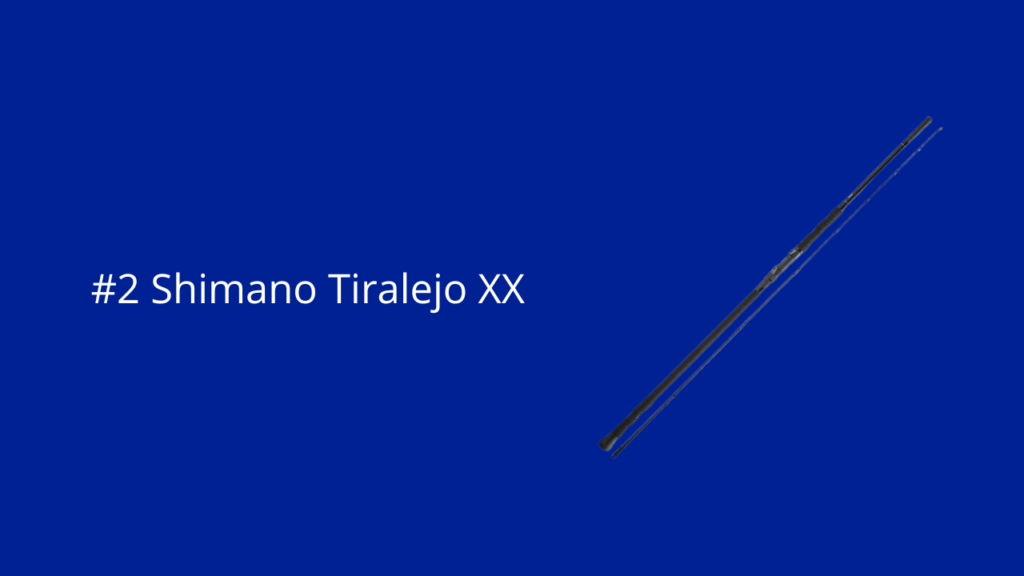 Een blauwe achtergrond met op de voor grond de Shimano Tiralejo XX vishengel